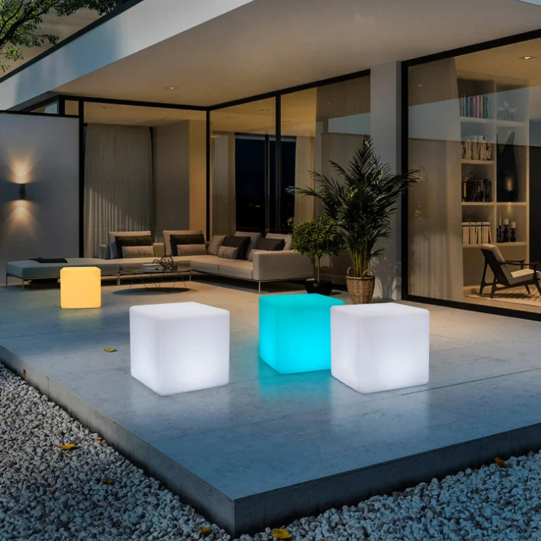 Outdoor Luminous Color Cube