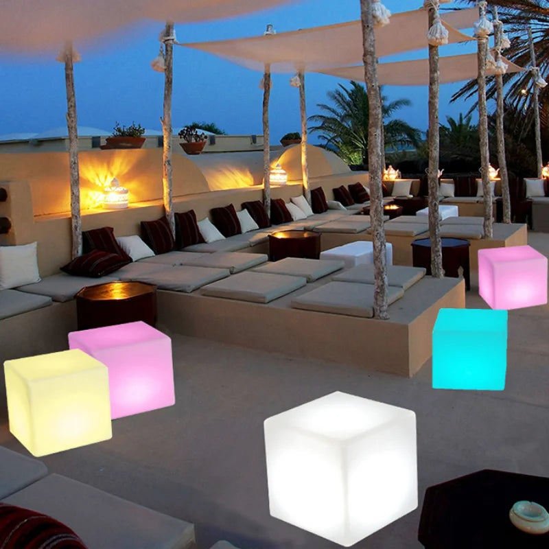 Outdoor Luminous Color Cube