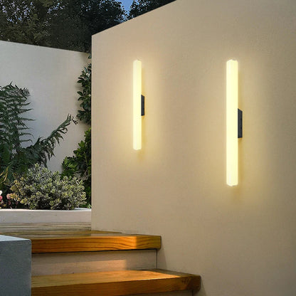 Axis Glow Outdoor Wall Light