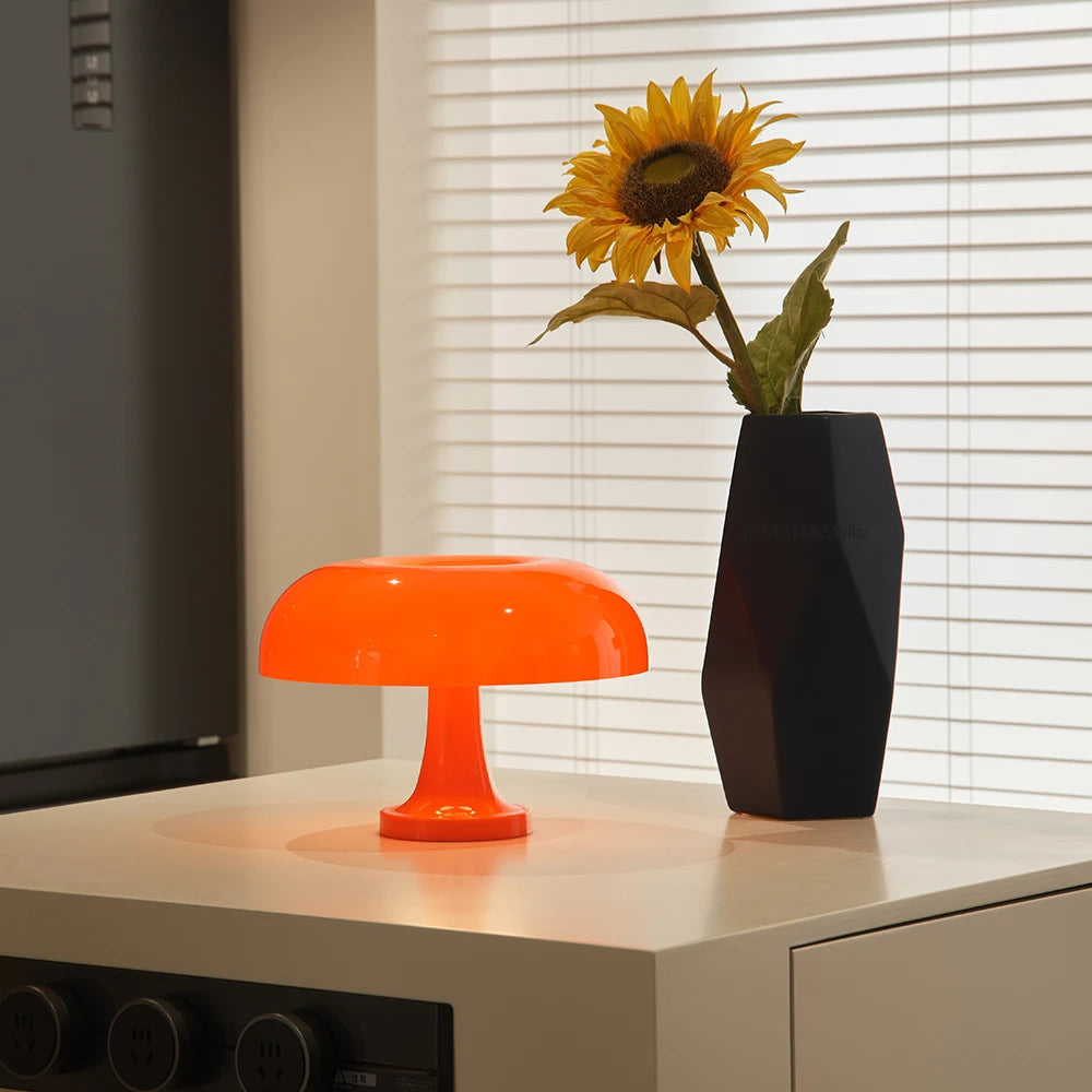 Nessino Retro Table Lamp