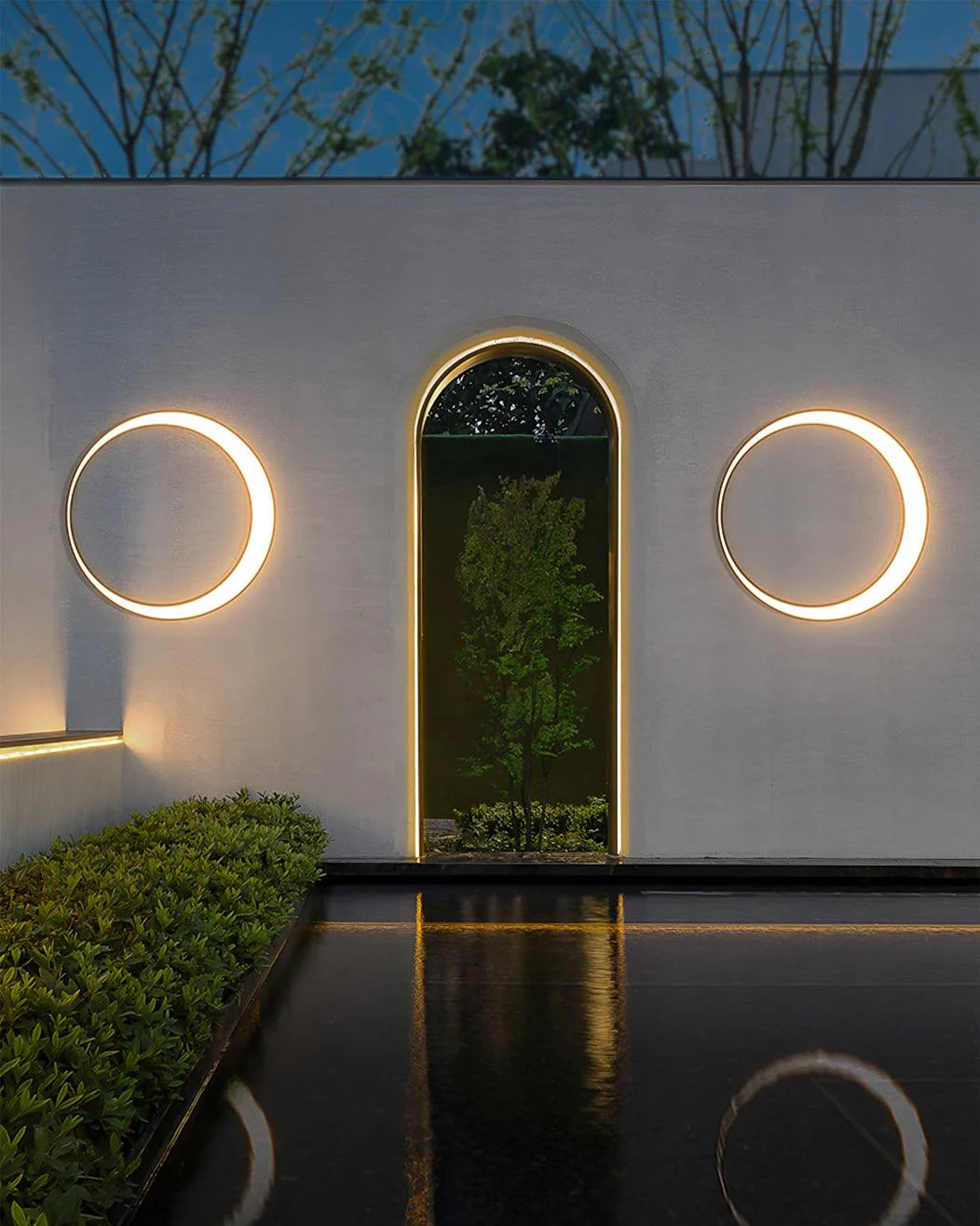 Eclipse Garden Wall Light